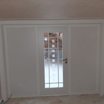 3 teilige Trennwandanlage mit Tür mittig